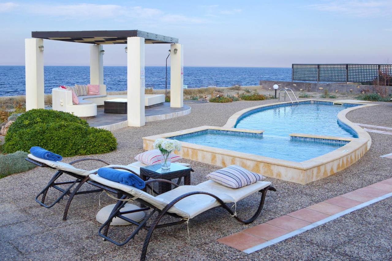 Beachfront Aqua Marine With Private Pool,ping-pong & Bbq * La Canée